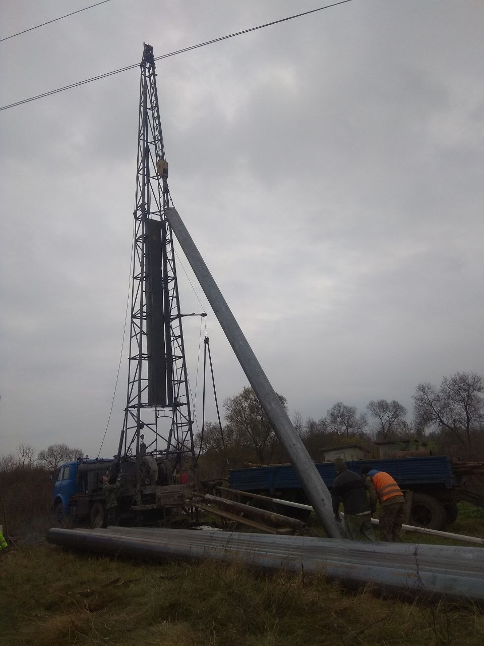 Буріння свердловини